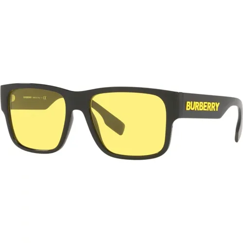 Sunglasses, male, , Size: 57 MM Black/Yellow Sunglasses Knight BE 4358 - Burberry - Modalova