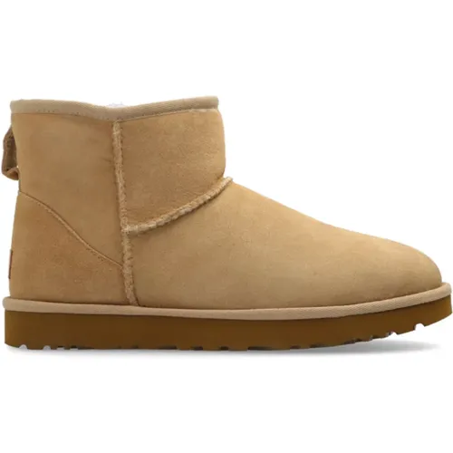 Classic Mini II Boots , female, Sizes: 6 UK, 5 UK, 3 UK, 4 UK, 7 UK, 8 UK - Ugg - Modalova