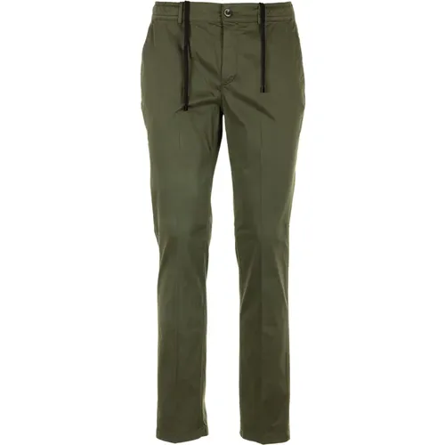 Slim Fit Trousers , male, Sizes: L, XL - Cruna - Modalova