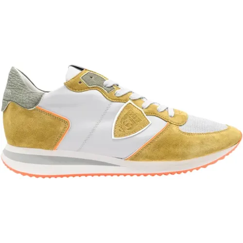 Neon Senf Low Top Sneakers , Herren, Größe: 41 EU - Philippe Model - Modalova