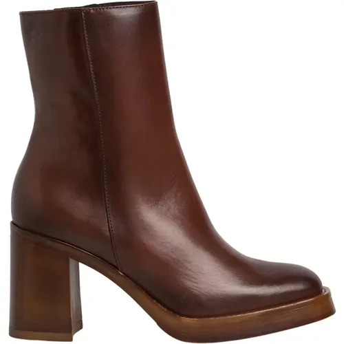 Trendy Leather Block Heel Boots , female, Sizes: 7 UK - tamaris - Modalova