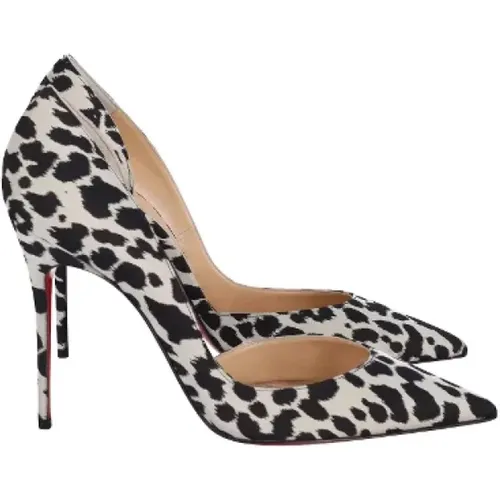 Pre-owned Satin heels , female, Sizes: 7 1/2 UK - Christian Louboutin Pre-owned - Modalova