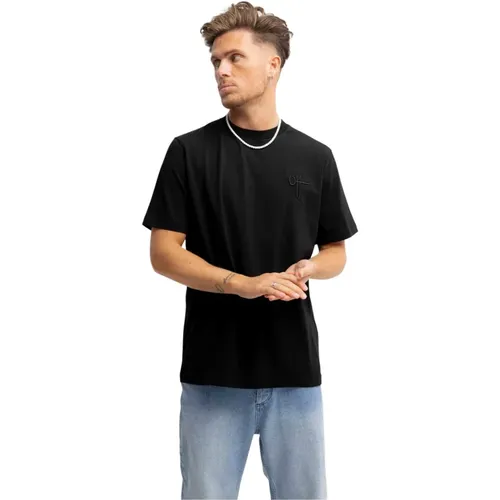 Regular T-Shirt Men , male, Sizes: 2XL, S, L, M, XL, XS - Off The Pitch - Modalova