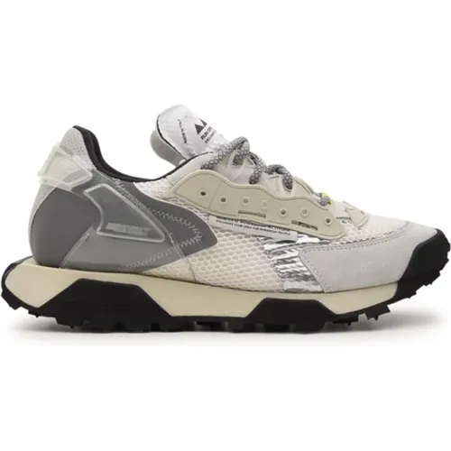 Revolt Silver Sneakers for Men , male, Sizes: 8 UK, 10 UK, 6 UK - RUN OF - Modalova