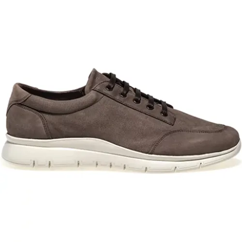 Sneakers 09F2 , male, Sizes: 7 UK - Frau - Modalova