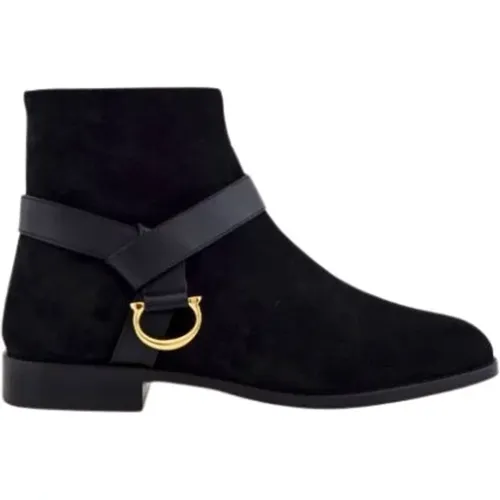 Suede Ankle Boots with Gold Buckle , female, Sizes: 6 UK, 4 UK - Carolina Herrera - Modalova