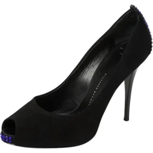 Pre-owned Pumps, female, , Size: 7 1/2 US Pre-owned Suede heels - Giuseppe Zanotti Pre-owned - Modalova