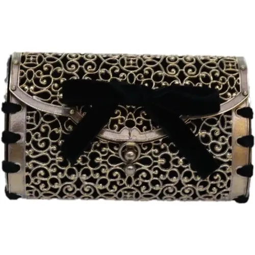 Pre-owned Metall clutches - Yves Saint Laurent Vintage - Modalova