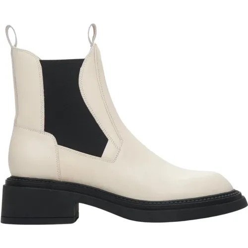 Women`s Beige & Black Leather Chelsea Boots Er00114136 , female, Sizes: 7 UK, 3 UK, 2 UK, 4 UK, 5 UK - Estro - Modalova