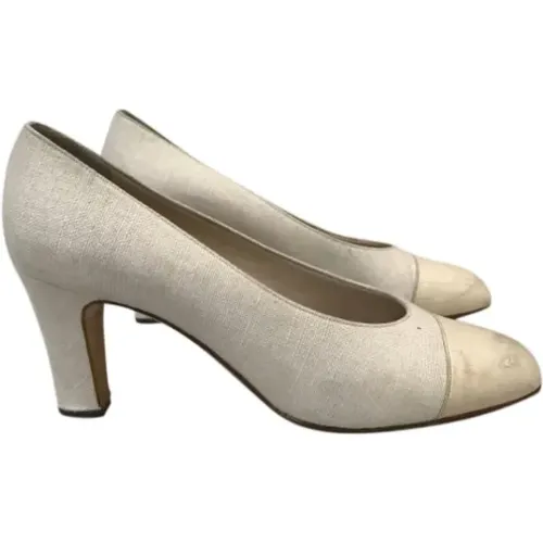 Pre-owned Pumps, female, , Size: 7 1/2 US Pre-owned Canvas heels - Chanel Vintage - Modalova