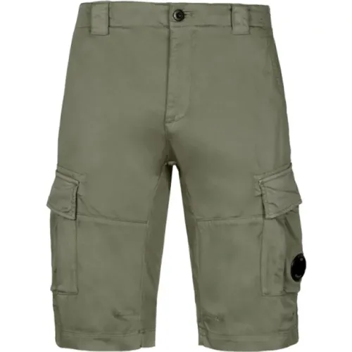 Stretch Sateen Cargo Shorts with Lens Detail , male, Sizes: M, 2XL, L, XL - C.P. Company - Modalova