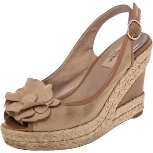 Pre-owned Fabric sandals , female, Sizes: 4 1/2 UK - Valentino Vintage - Modalova