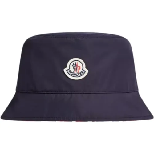 Hats, male, , Size: L Reversible Navy Nylon Bob with Multi-Colored Logos - Moncler - Modalova