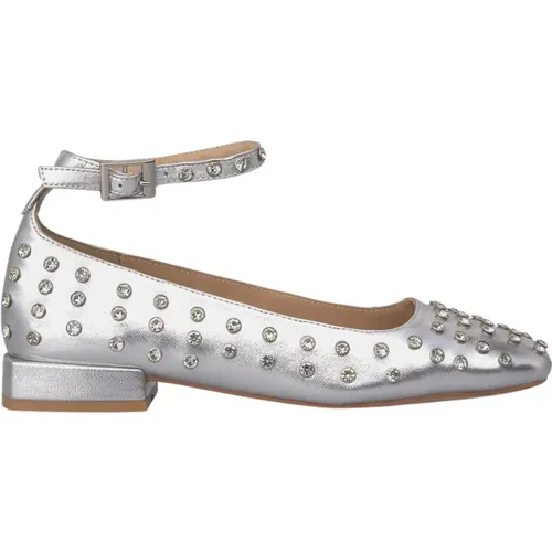 Ballerina with studs , female, Sizes: 4 UK, 3 UK, 6 UK, 7 UK, 8 UK, 9 UK, 5 UK - Alma en Pena - Modalova