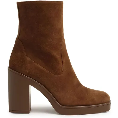 Ankle Boots Luxury Comfort Style , female, Sizes: 5 UK, 3 1/2 UK, 2 1/2 UK, 3 UK, 6 UK, 4 UK - Stuart Weitzman - Modalova