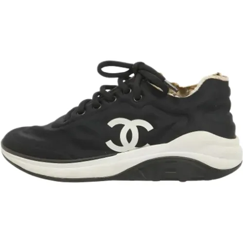 Pre-owned Fabric sneakers , female, Sizes: 4 1/2 UK - Chanel Vintage - Modalova