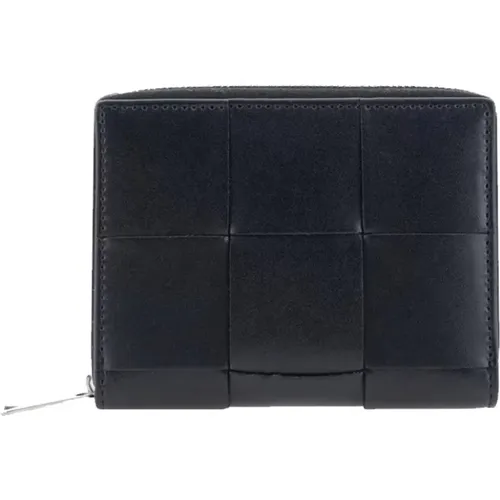 Wallets & Cardholders, male, , Size: ONE SIZE Leather Zip Wallet Intreccio Weave Men - Bottega Veneta - Modalova