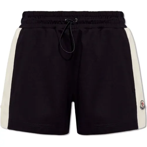 ショートパンツ MONCLER Women Shorts  Burmudas J2 098 8H000 03 829H7 Black Moncler Black Nylon bermuda shorts for Women Online USA at