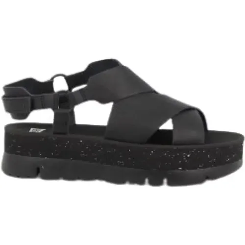 Erhöhe deinen Sommerstil mit flachen schwarzen Sandalen - Camper - Modalova