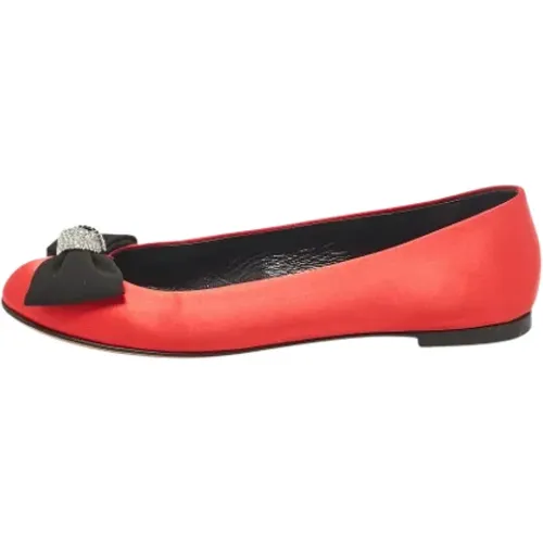 Pre-owned Flats, female, , Size: 7 1/2 US Pre-owned Satin flats - Giuseppe Zanotti Pre-owned - Modalova