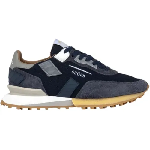 Stylish Sneakers for Men and Women , male, Sizes: 8 UK, 7 UK, 11 UK, 10 UK - Ghoud - Modalova