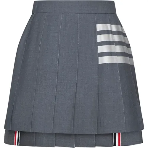 Pleated Wool Mini Skirt , female, Sizes: S, 2XS - Thom Browne - Modalova