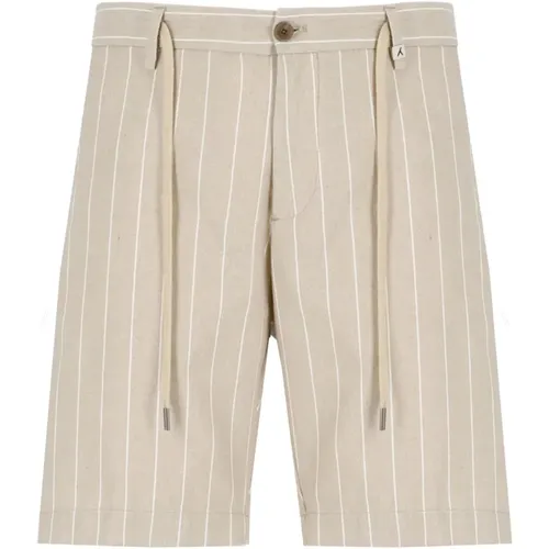 Striped Bermuda Shorts , male, Sizes: M - Myths - Modalova