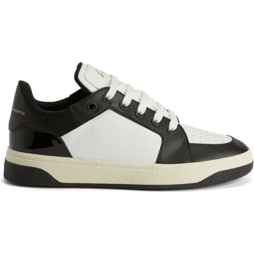 Sneakers, male, , Size: 8 1/2 US Leather Low-Top Sneakers - giuseppe zanotti - Modalova