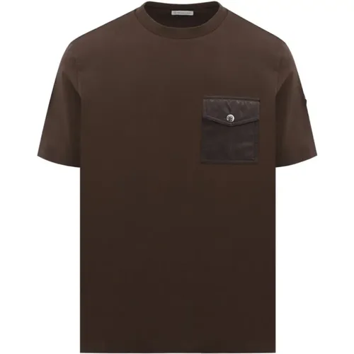 Monogram Pocket T-Shirt in , male, Sizes: L, M, S - Moncler - Modalova