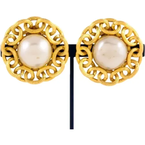 Pre-owned Metal earrings , female, Sizes: ONE SIZE - Chanel Vintage - Modalova