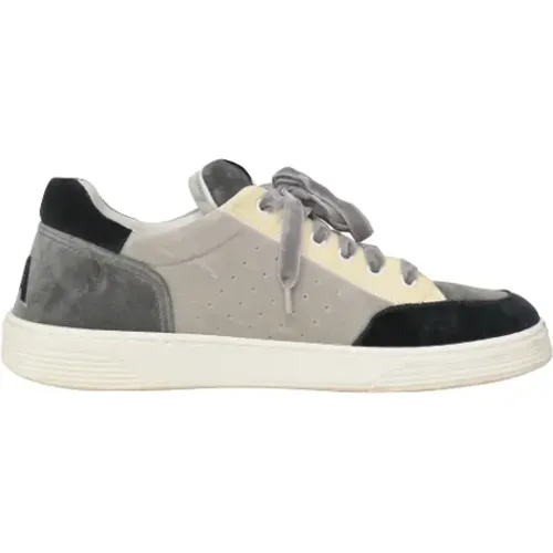 Pre-owned Suede sneakers , male, Sizes: 8 UK - Chanel Vintage - Modalova