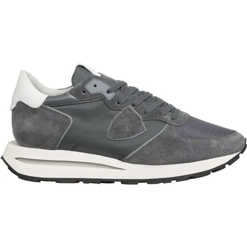 Low Top Plain Sneakers , male, Sizes: 10 UK, 6 UK, 9 UK, 8 UK - Philippe Model - Modalova