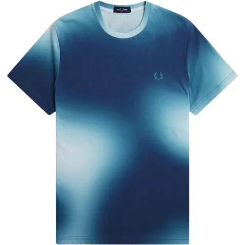 T-Shirts , male, Sizes: S - Fred Perry - Modalova