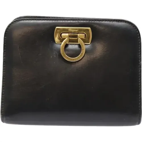 Pre-owned Clutches, female, , Size: ONE SIZE Pre-owned Leather clutches - Salvatore Ferragamo Pre-owned - Modalova