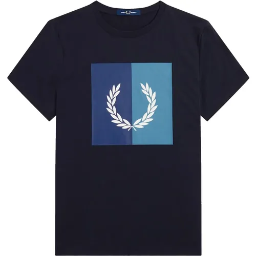Graphic Tee with Laurel Wreath Print , male, Sizes: S - Fred Perry - Modalova