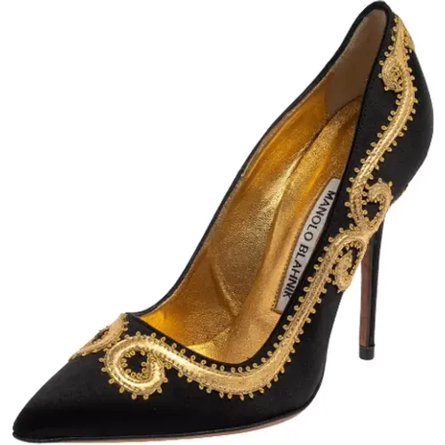 Pre-owned Pumps, female, , Size: 4 1/2 US Pre-owned Satin heels - Manolo Blahnik Pre-owned - Modalova