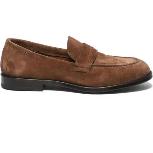 Braune Wildleder Loafer Schuhe - Alexander Hotto - Modalova