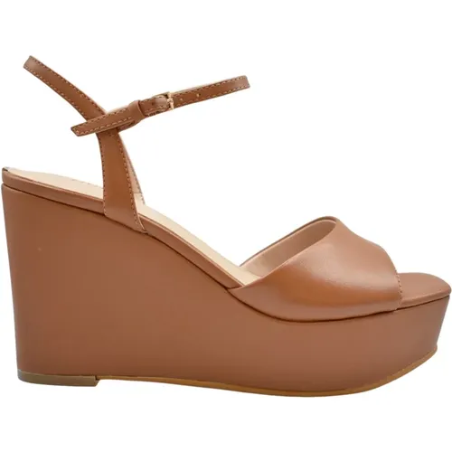 Leather Wedges for Stylish Comfort , female, Sizes: 7 UK - Guess - Modalova