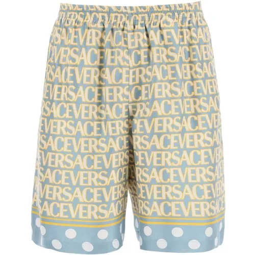 Casual Shorts, male, , Size: S Stylish Summer Shorts for Men - Versace - Modalova