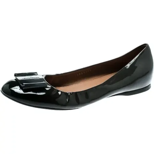 Pre-owned Flats, female, , Size: 8 1/2 US Pre-owned Leather flats - Salvatore Ferragamo Pre-owned - Modalova