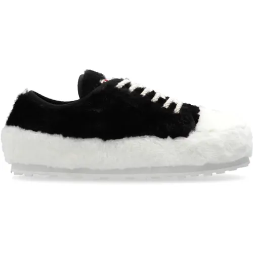 Fur sneakers , female, Sizes: 4 UK, 5 UK, 6 UK, 7 UK - Marni - Modalova