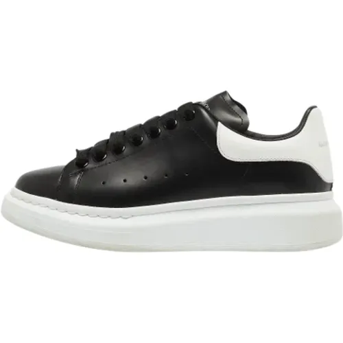 Pre-owned Leather sneakers , female, Sizes: 4 1/2 UK - Alexander McQueen Pre-owned - Modalova