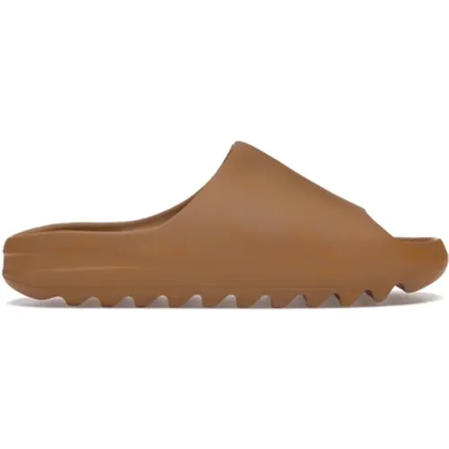 Sliders, female, , Size: 9 US Yeezy Slide Ochre - Size Up for Comfort - Adidas - Modalova