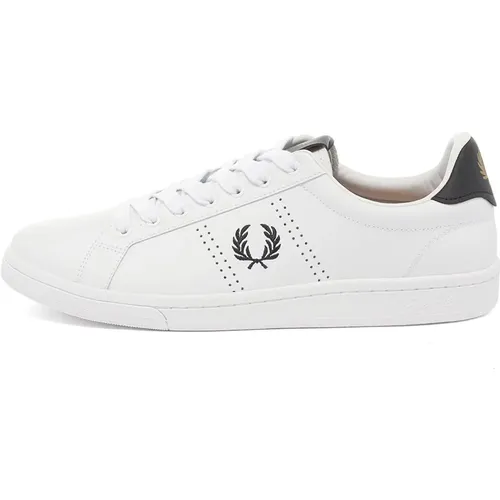 Perforated Leather Tennis Shoes , male, Sizes: 7 UK, 6 UK - Fred Perry - Modalova