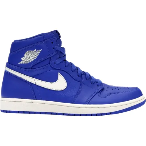 Limited Edition Retro High Hyper Royal , male, Sizes: 13 1/2 UK, 11 1/2 UK, 8 UK, 10 UK, 6 UK, 13 UK, 7 UK, 12 UK, 9 UK, 14 1/2 UK, 11 UK, 15 1/2 UK, - Nike - Modalova