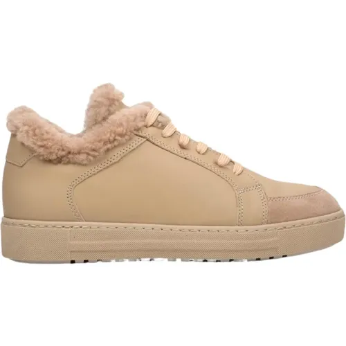 Damen Braune Low-Top Sneakers aus echtem Wildleder & Leder Er00111931 - Estro - Modalova