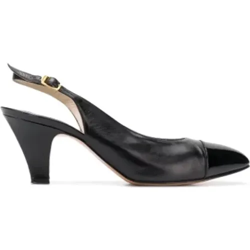 Pre-owned Pumps, female, , Size: 7 US Pre-owned Leather heels - Salvatore Ferragamo Pre-owned - Modalova