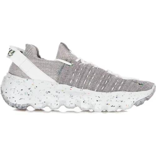 Space Hippie 04 Niedriger Schuh , Damen, Größe: 35 1/2 EU - Nike - Modalova