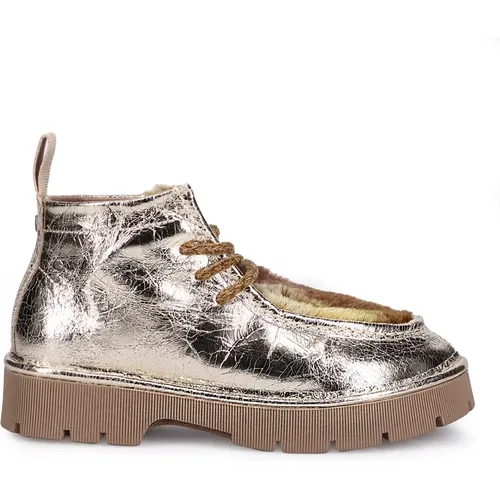 Goldene flache Schuhe mit rissigem Platinleder , Damen, Größe: 36 EU - Panchic - Modalova