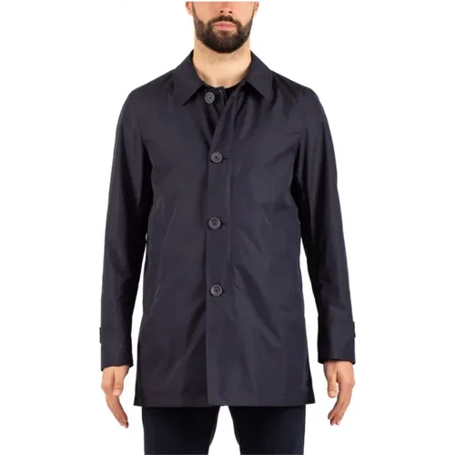 Men`s Lightweight Jacket - Elegant Addition to Your Wardrobe , male, Sizes: XL, 2XL, L - Herno - Modalova
